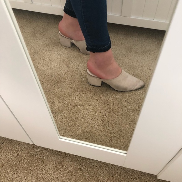 Mules - Picture 5 of 5